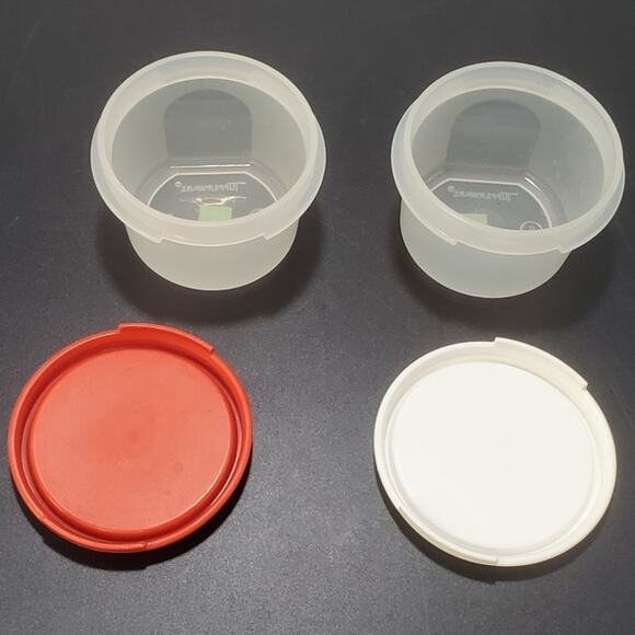 Tupperware VINTAGE Modular Mate, Round 7 oz 200ml w/Lids, Set of 2 - Picture 2 of 3